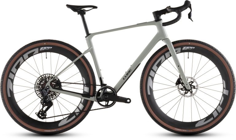 Cube Nuroad C:62 SLX 2026, gravel carbone à roues ZIPP et transmission SRAM AXS, vue de profil