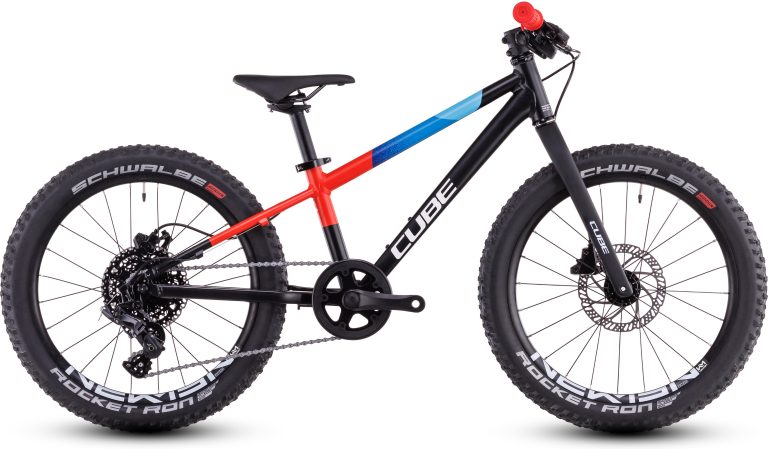 Cube Reaction 200 Pro 2025, VTT enfant 20 pouces à fourche carbone rigide, vue de profil