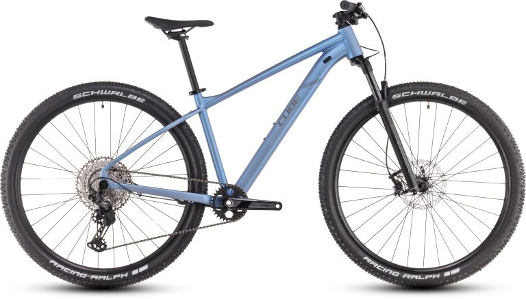Cube Reaction SLX 2025, VTT cross-country aluminium à fourche RockShox, vue de profil