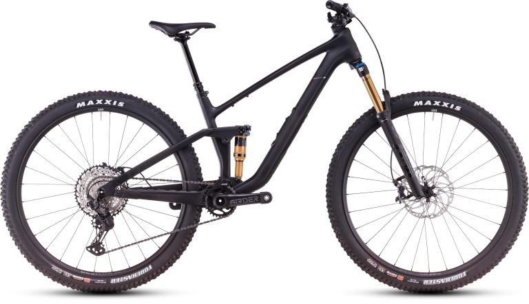 Cube Stereo ONE44 C:62 Race 29 blackline, VTT de trail carbone tout-suspendu, vue de profil