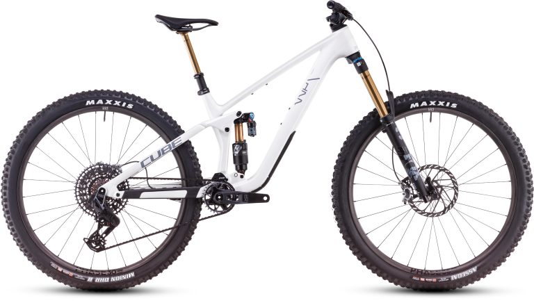 Cube Stereo ONE77 C:68X SLT 29 (2025), VTT tout-suspendu carbone d’enduro, vue de profil