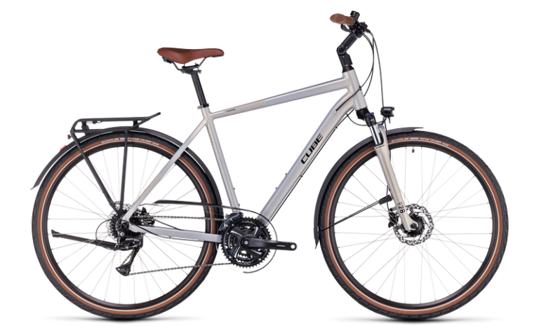 Cube Touring Pro 2024, vélo de trekking à cadre aluminium et fourche suspendue, vue de profil
