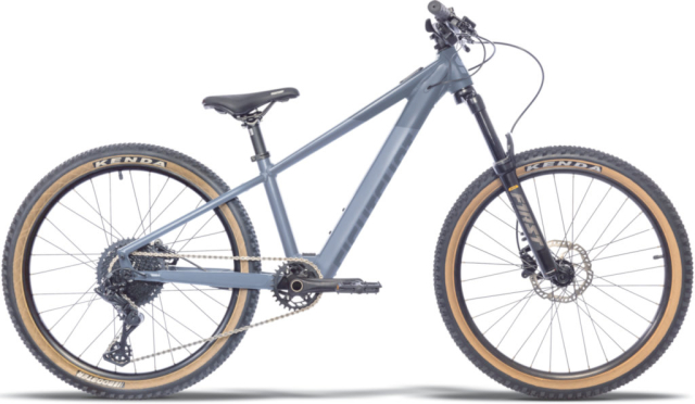 Eightshot LOAMER 24 bleu ardoise, VTT enfant 24 pouces à fourche à air de 120 mm, vue de profil