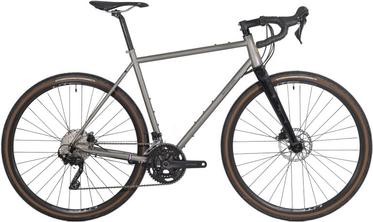 Motobécane 1923-73 Team Champion GRX400 2026 argent mat, gravel acier, vue de profil