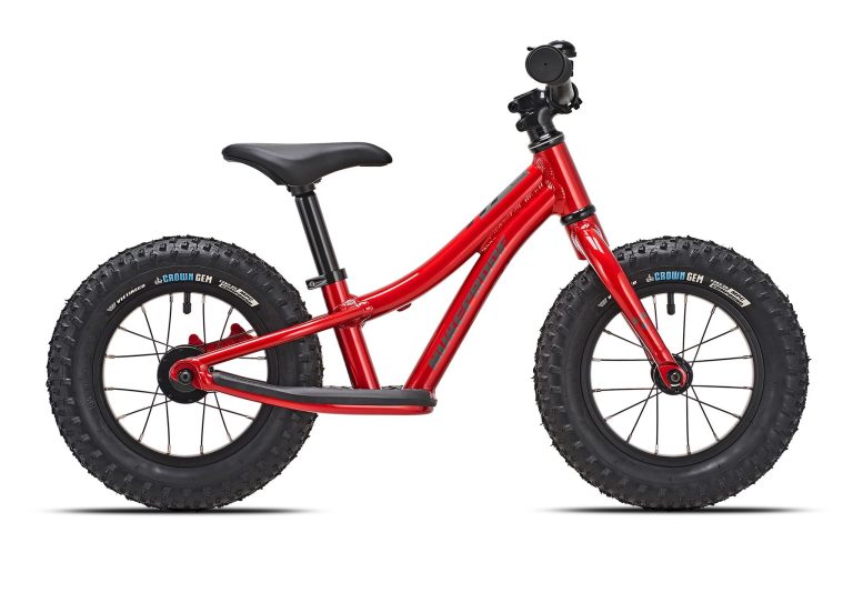 Draisienne Nukeproof Cub Scoot 12 à cadre aluminium, roues de 12 pouces, vue de profil
