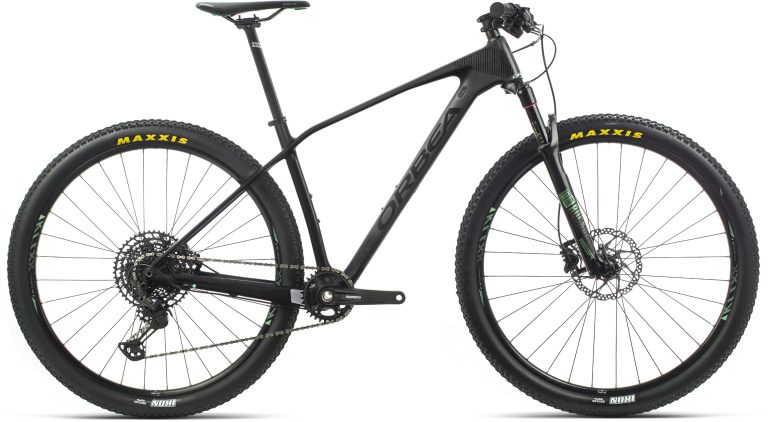 Orbea Alma 29 M30 2020, VTT de cross-country semi-rigide carbone en 29 pouces, vue de profil