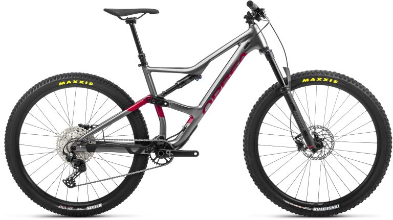 Orbea Occam H30 2022, VTT tout-suspendu 29 pouces à cadre aluminium, vue de profil