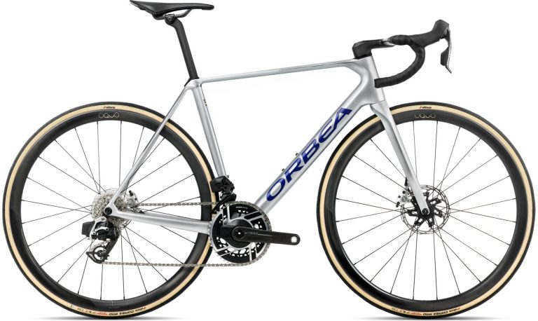 Orbea Orca M11eLTD PWR 2026, vélo de route carbone en SRAM Red AXS, vue de profil