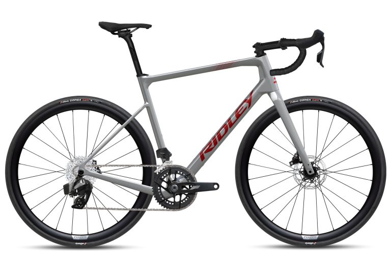 Ridley Grifn Road 2025, vélo de route carbone mat à roues carbone, vue de profil