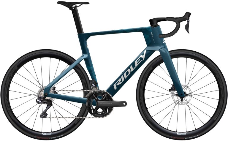 Ridley Noah 3.0 SRAM Force AXS millésime 2025, vélo de route aéro carbone, vue de profil