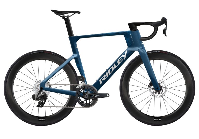 Ridley Noah 3.0 SRAM Rival AXS, vélo de route aéro carbone à roues hautes, vue de profil