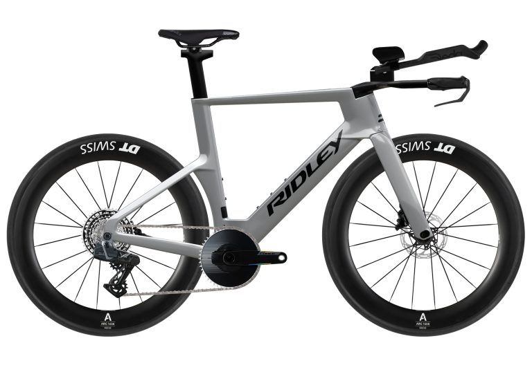 Ridley Triton Fast en SRAM Force XPLR, vélo de triathlon carbone à cintre intégré, vue de profil
