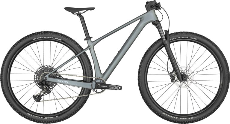 Scott Contessa Scale 920 2024, VTT de cross-country semi-rigide à cadre carbone, vue de profil