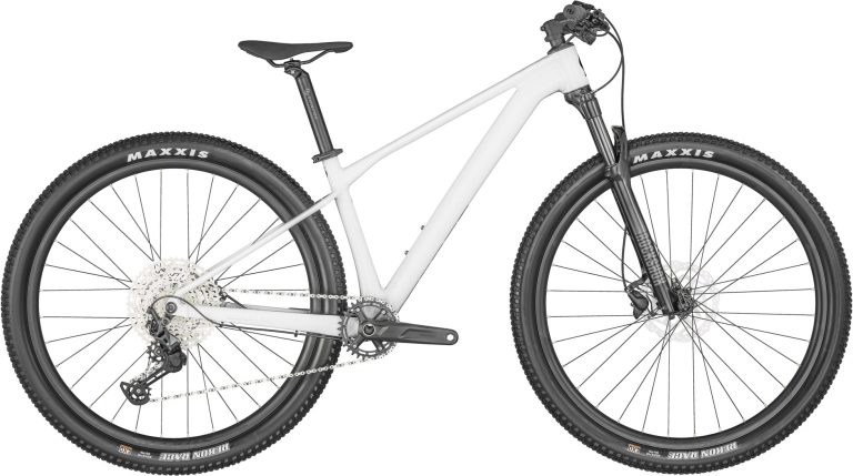 Scott Contessa Scale 930 2024, VTT de cross-country semi-rigide aluminium, vue de profil