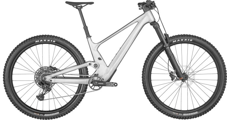 Scott Genius 940 2024, VTT tout-suspendu de trail à cadre aluminium, vue de profil