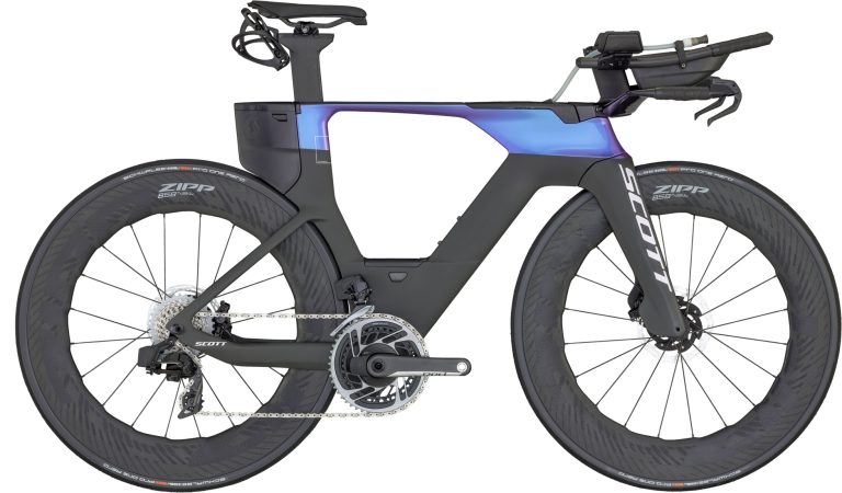 Scott Plasma RC Ultimate 2024, vélo de contre-la-montre carbone à roues Zipp, vue de profil