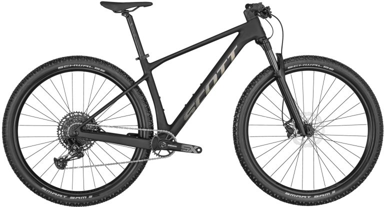 Scott Scale 940 noir, VTT hardtail de cross-country à cadre carbone, vue de profil