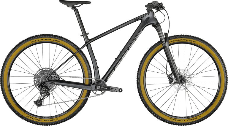 Scott Scale 940 granite black 2022, VTT semi-rigide de cross-country carbone, vue de profil