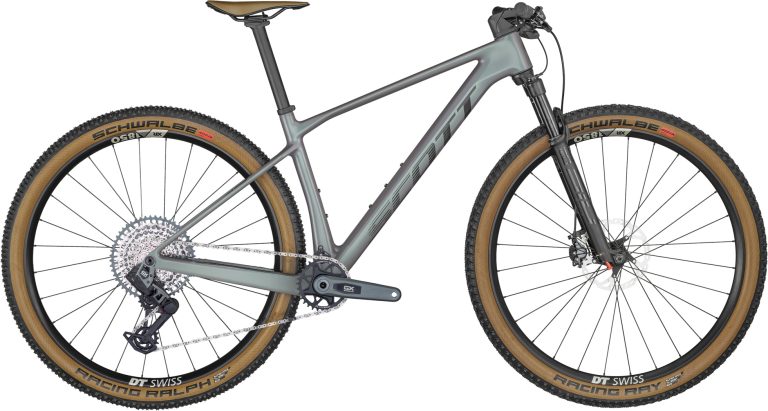 Scott Scale RC Team Issue TR 2024, VTT semi-rigide de cross-country en carbone, vue de profil