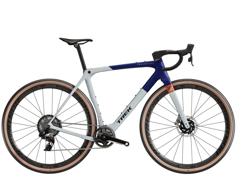 Trek Checkmate SLR 8 AXS 2025, gravel carbone à cockpit intégré, vue de profil