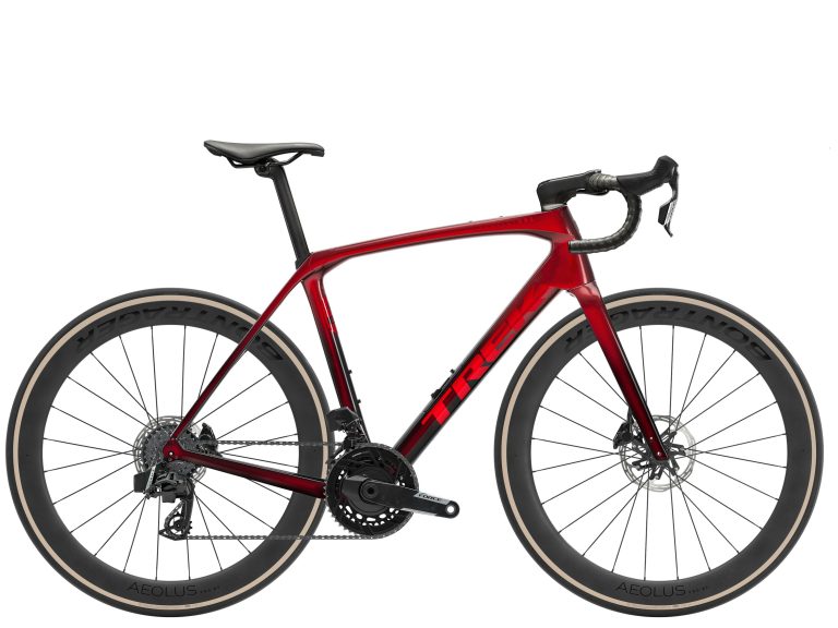 Trek Domane SLR 7 AXS 4e génération 2026, vélo de route endurance carbone, vue de profil