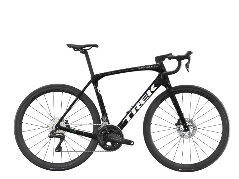 Trek Domane SLR 7 quatrième génération 2025, vélo de route endurance carbone, vue de profil