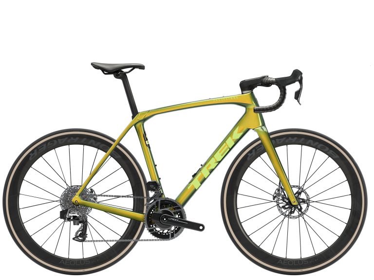 Trek Domane SLR 9 AXS quatrième génération 2026, vélo de route endurance carbone, vue de profil