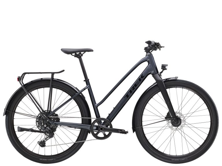 Trek Dual Sport 3 Stagger 2025, vélo polyvalent à fourche carbone et cadre incliné, vue de profil