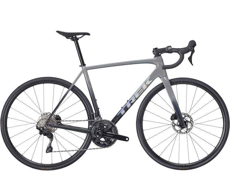Trek Émonda ALR 5 2026, vélo de route à cadre aluminium et fourche carbone, vue de profil