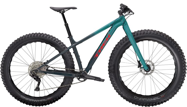 Trek Farley 5 2022, fat bike à cadre aluminium et pneus de 4,5 pouces, vue de profil