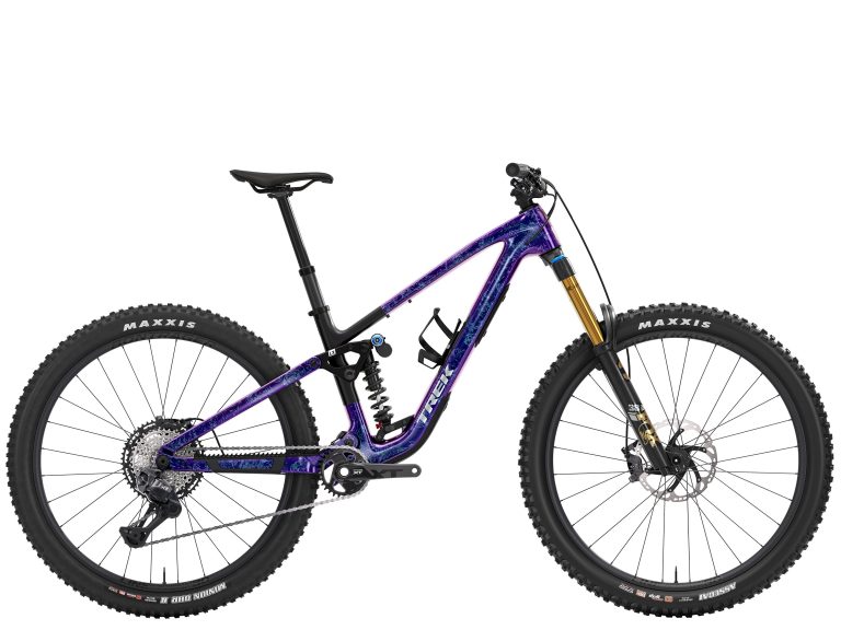 Trek Fuel LX 9.8 XT Di2, VTT d’enduro à cadre carbone et fourche Fox Factory 38, vue de profil