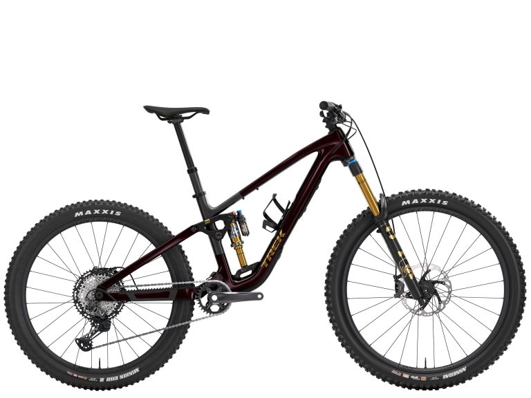 Trek Fuel MX 9.8 XT, VTT d’enduro carbone à groupe Shimano XT mécanique, vue de profil