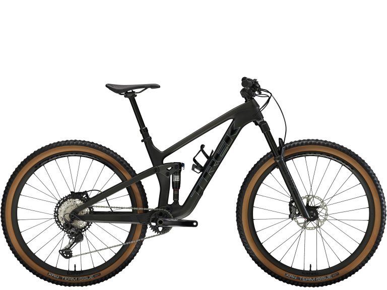Trek Top Fuel 9.8 XT 2024, VTT tout-suspendu carbone OCLV, vue de profil